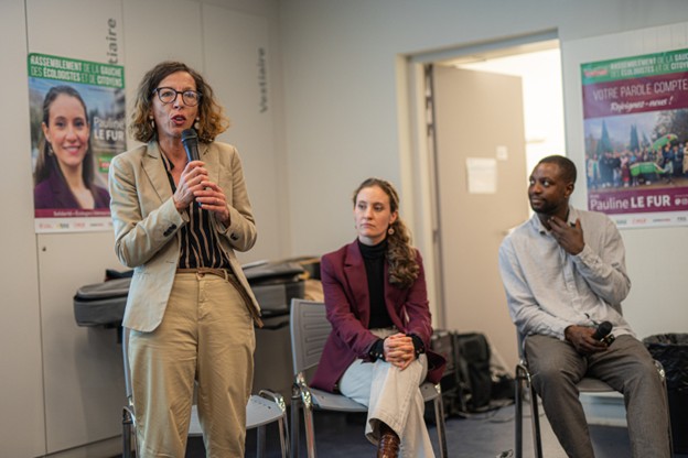 Le collectif Mieux Vivre Fontenay et Pauline Le Fur ont réuni près de soixante habitantes et habitants venus échanger autour d’un thème essentiel : les solidarités à Fontenay.